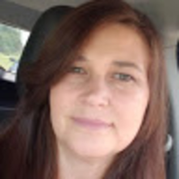 Meet your Posher, Glenna - Picture 1 of 1